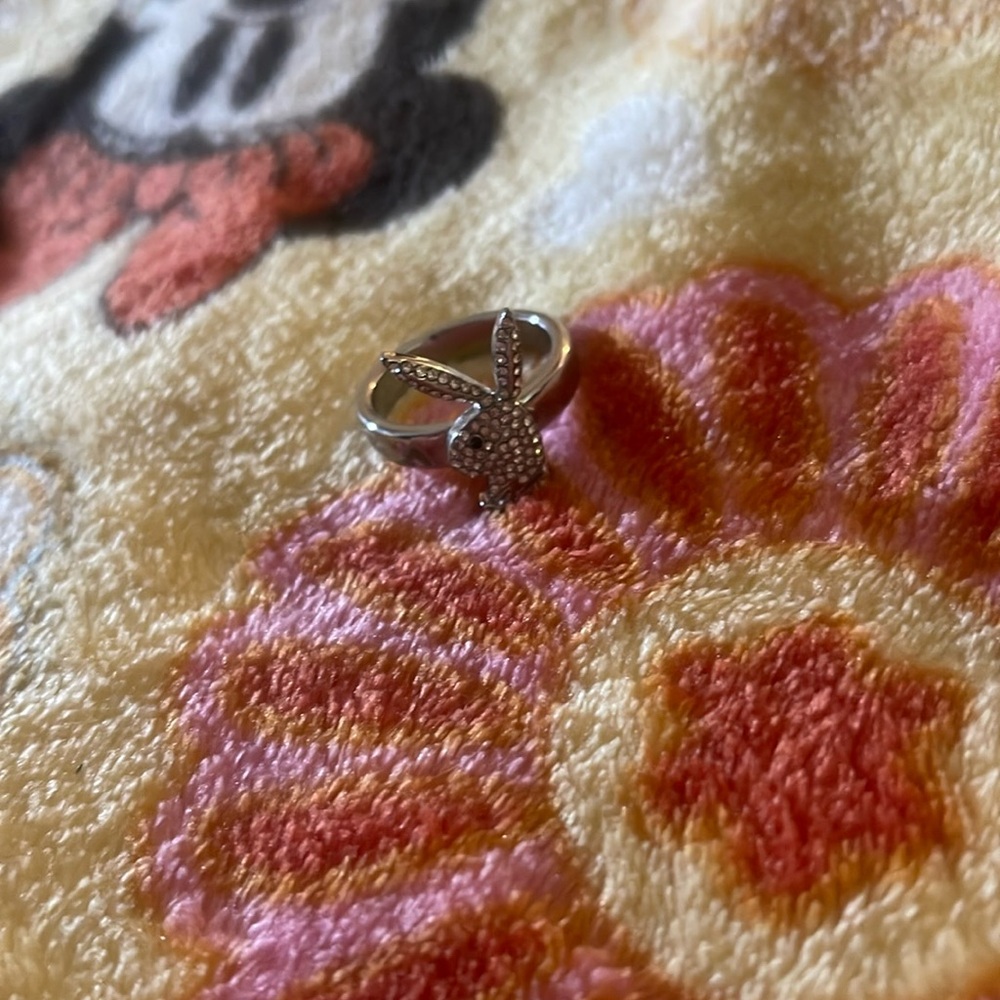 playboy ring size 9